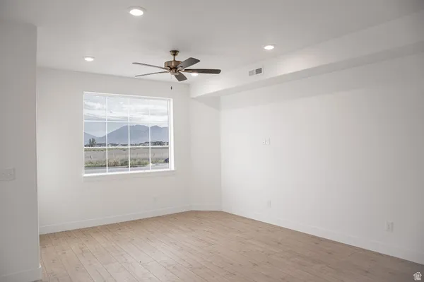 Property Slideshow image 3 of 10 | 1306 w 1290 lot #162 n #162 n, Salem, UT, 84653