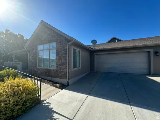 Property Slideshow image 3 of 4 | 1873 s 830 a, Syracuse, UT, 84075
