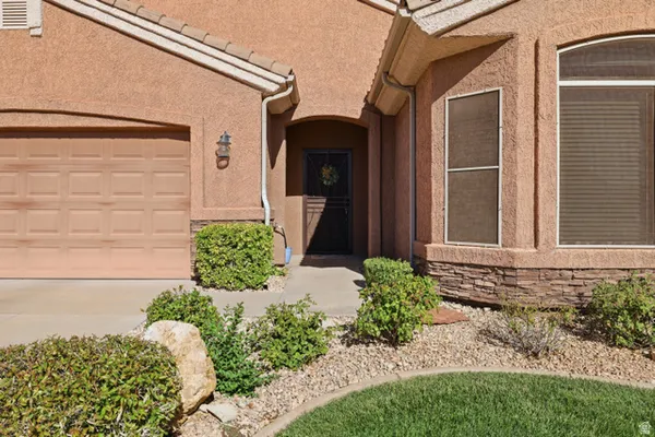 Property Slideshow image 3 of 28 | 4248 s megellan dr, St. George, UT, 84790