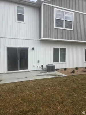 Property Slideshow image 3 of 20 | 929 n 960 w, Tremonton, UT, 84337