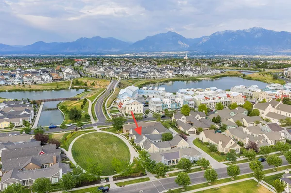 Property Slideshow image 2 of 37 | 11117 s cascabel dr, South Jordan, UT, 84009