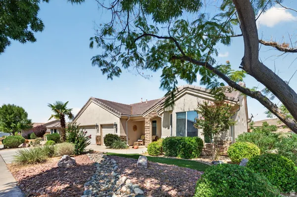 Property Slideshow image 3 of 38 | 4779 ironwood dr, St. George, UT, 84790