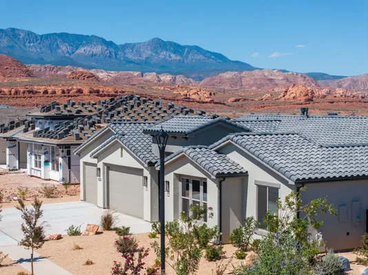 Property Slideshow image 2 of 51 | 1636 n horizon pkwy 117, Washington, UT, 84780