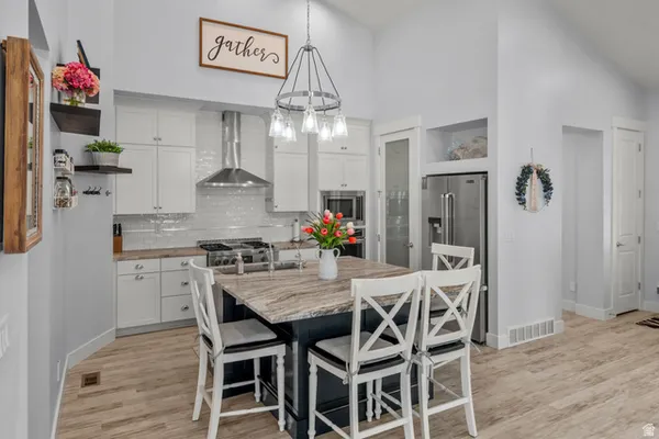 Property Slideshow image 3 of 34 | 11513 s mount airy dr, South Jordan, UT, 84009