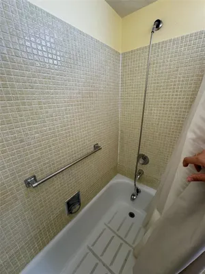 Property Slideshow image 2 of 24 | 221 kent m # 221, West Palm Beach, FL, 33417