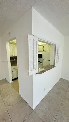 Property Slideshow image 3 of 31 | 18 hastings b # 18, West Palm Beach, FL, 33417