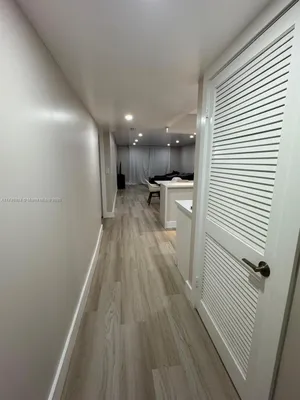 Property Slideshow image 2 of 24 | 9200 n hollybrook lake dr 208, Pembroke Pines, FL, 33025