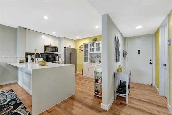 Property Slideshow image 3 of 34 | 4750 nw 22nd ct 404, Lauderhill, FL, 33313