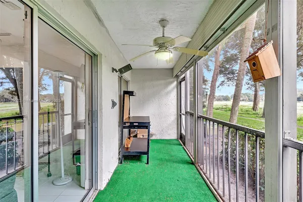 Property Slideshow image 2 of 41 | 5860 nw 44th st 111, Lauderhill, FL, 33319