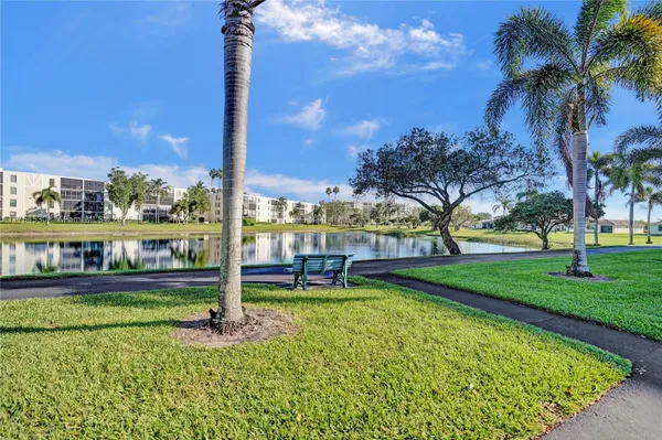 Property Slideshow image 2 of 42 | 7260 kinghurst dr apt 604, Delray Beach, FL, 33446