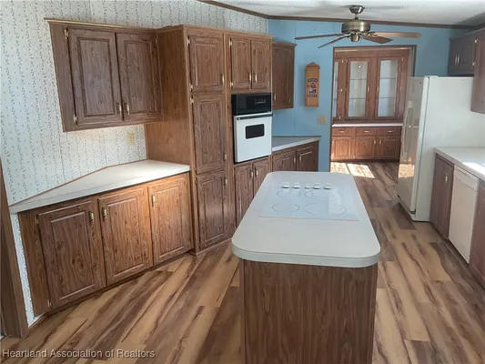 Property Slideshow image 2 of 16 | 2704 e waterview dr, Avon Park, FL, 33825