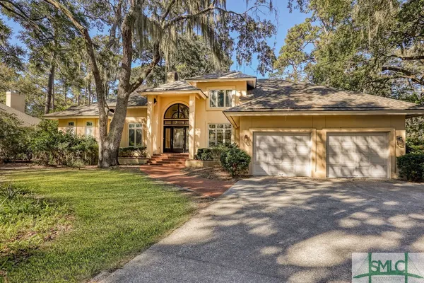 Property Slideshow image 2 of 50 | 21 rookery rd, Savannah, GA, 31411