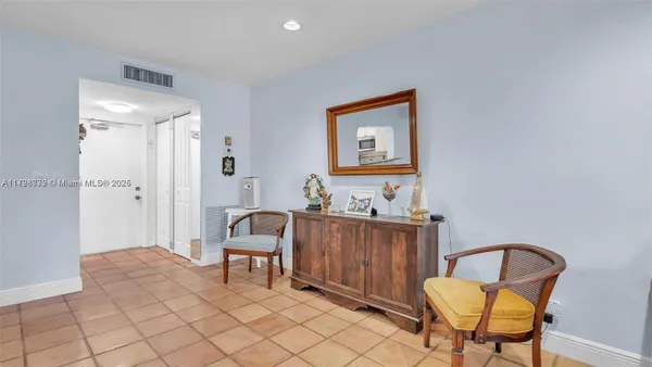 Property Slideshow image 3 of 40 | 14873 cumberland dr 2040, Delray Beach, FL, 33446