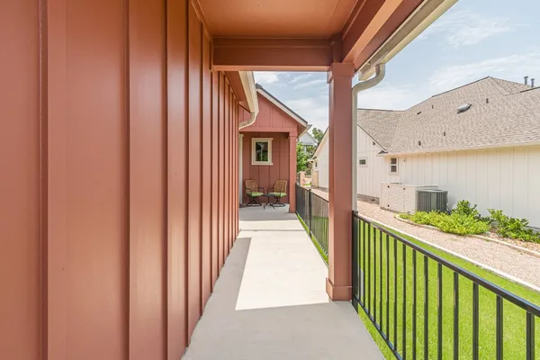 Property Slideshow image 3 of 39 | 305 dashing sycamore st, San Marcos, TX, 78666