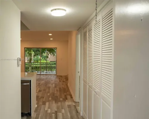Property Slideshow image 2 of 15 | 251 nw 76th ave 208, Margate, FL, 33063