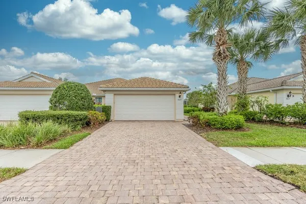 Property Slideshow image 2 of 40 | 8619 genova ct, Naples, FL, 34114