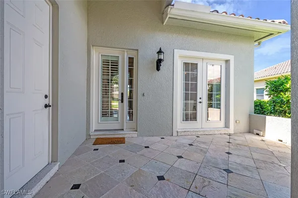 Property Slideshow image 2 of 50 | 3086 aviamar cir, Naples, FL, 34114