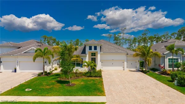 Property Slideshow image 2 of 49 | 13761 blue bay cir, Fort Myers, FL, 33913