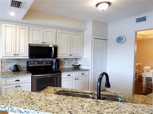 Property Slideshow image 2 of 23 | 10025 sky view way apt 1106, Fort Myers, FL, 33913