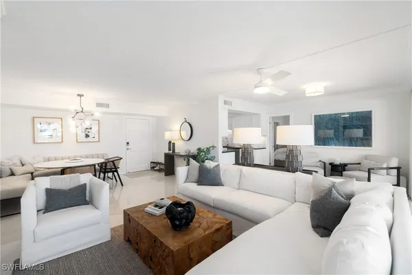 Property Slideshow image 3 of 19 | 2600 gulf shore blvd 54, Naples, FL, 34103