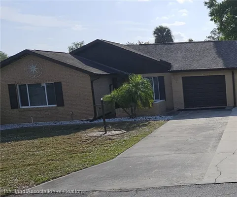 Property Slideshow image 3 of 36 | 160 parkview cir, Lake Placid, FL, 33852
