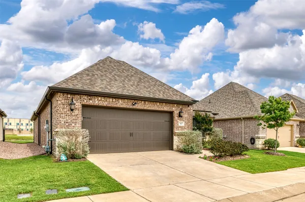 Property Slideshow image 3 of 37 | 7637 murcia dr, Fort Worth, TX, 76123