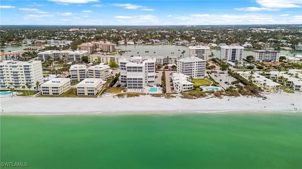 Property Slideshow image 2 of 18 | 2800 gulf shore blvd 100, Naples, FL, 34103