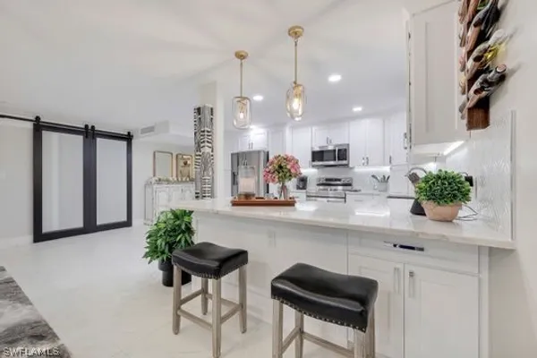 Property Slideshow image 3 of 26 | 3333 gulf shore blvd 103, Naples, FL, 34103