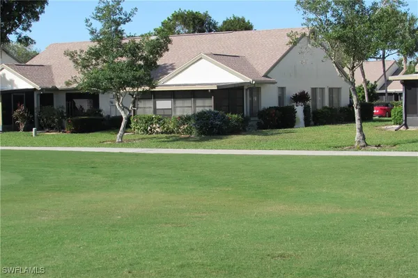 Property Slideshow image 2 of 30 | 1727 bent tree cir, Fort Myers, FL, 33907