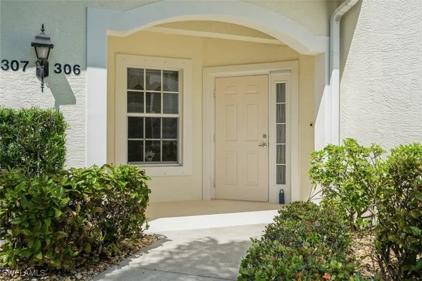 Property Slideshow image 2 of 35 | 10116 colonial country club blvd apt 306, Fort Myers, FL, 33913