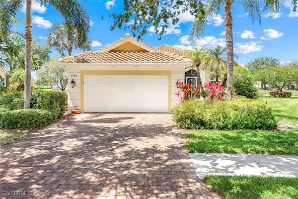 Property Slideshow image 2 of 50 | 2783 island pond ln, Naples, FL, 34119