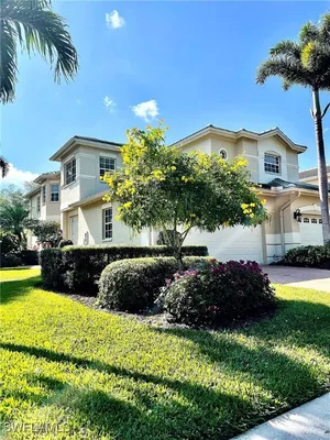 Property Slideshow image 2 of 24 | 650 vintage reserve cir # 5c, Naples, FL, 34119