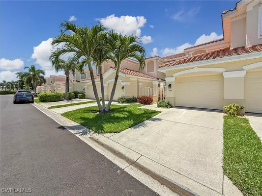 Property Slideshow image 2 of 36 | 15054 tamarind cay ct 706, Fort Myers, FL, 33908