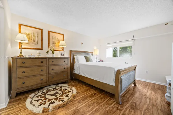 Property Slideshow image 3 of 38 | 801 sw 138th ave apt 404e, Pembroke Pines, FL, 33027