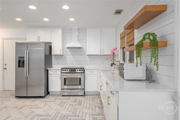 Property Slideshow image 3 of 50 | 9 bowline ct, Savannah, GA, 31411