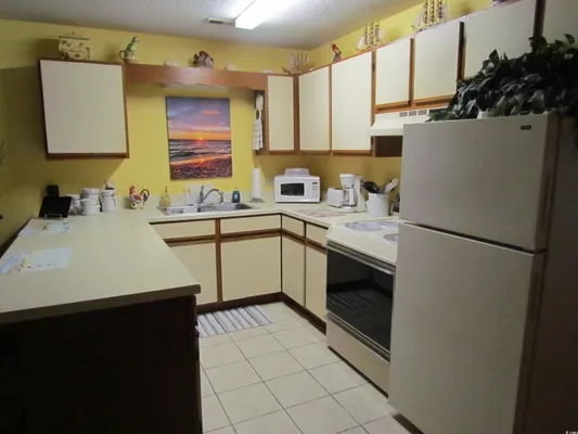 Property Slideshow image 3 of 22 | 500 fairway village dr # 4-f, Myrtle Beach, SC, 29588