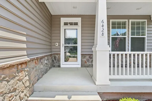 Property Slideshow image 2 of 47 | 6428 yarmouth run, Williamsburg, VA, 23188