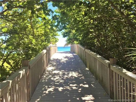 Property Slideshow image 3 of 20 | 1201 s ocean dr 318s, Hollywood, FL, 33019