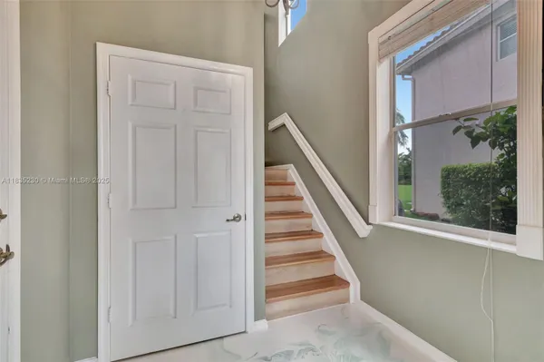 Property Slideshow image 3 of 82 | 8018 aberdeen dr 202, Boynton Beach, FL, 33472