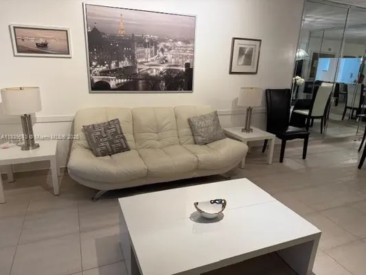 Property Slideshow image 2 of 33 | 901 sw 141st ave 405m, Pembroke Pines, FL, 33027