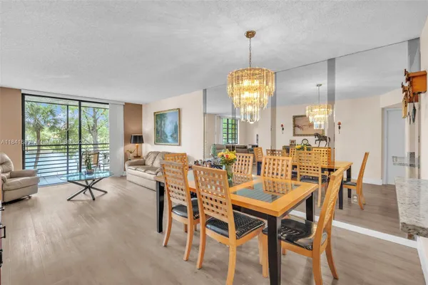 Property Slideshow image 2 of 32 | 1101 colony point cir 207, Pembroke Pines, FL, 33026