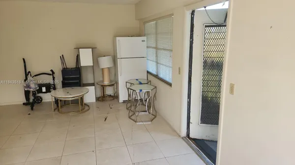 Property Slideshow image 3 of 17 | 206 suffolk e unit e, Boca Raton, FL, 33434