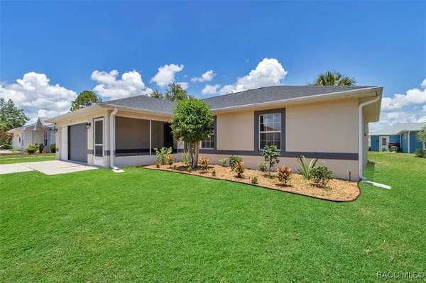 Property Slideshow image 2 of 42 | 3657 e arbor lakes dr, Hernando, FL, 34442