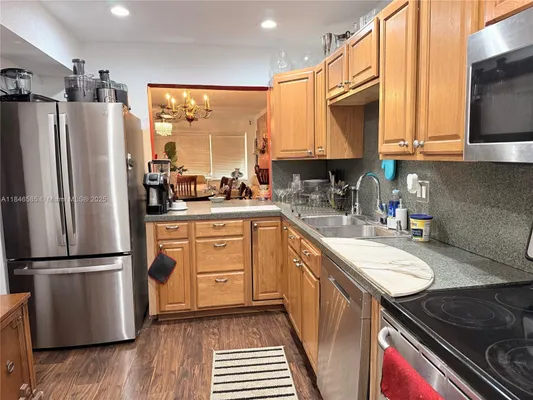 Property Slideshow image 2 of 12 | 215 se 3rd ave 102c, Hallandale Beach, FL, 33009