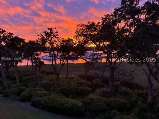 Property Slideshow image 3 of 66 | 73 skull creek dr 316, Hilton Head Island, SC, 29926