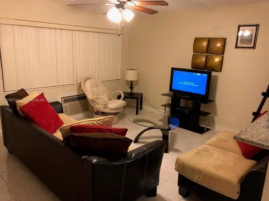 Property Slideshow image 2 of 33 | 79 lyndhurst d, Deerfield Beach, FL, 33442