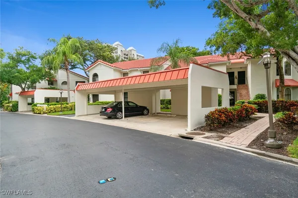 Property Slideshow image 2 of 50 | 613 serendipity dr # 613, Naples, FL, 34108