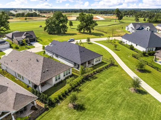 Property Slideshow image 2 of 29 | 14902 shavers dr, Willis, TX, 77318