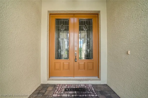 Property Slideshow image 3 of 48 | 5056 birkdale dr, Avon Park, FL, 33825