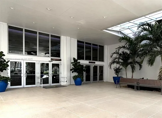 Property Slideshow image 3 of 37 | 7763 southampton ter apt 211, Tamarac, FL, 33321